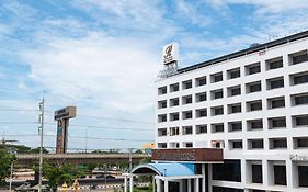 โรงแรมริเวอร์